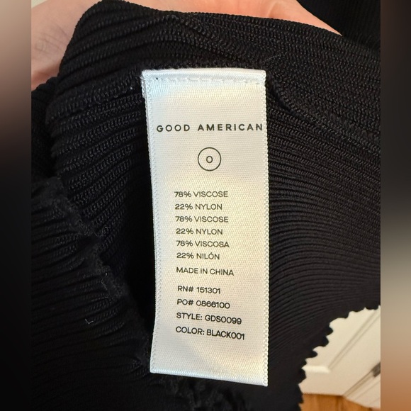 Good American Black Rib Knit Bodycon V-Neck Midi Dress - Picture 11 of 11